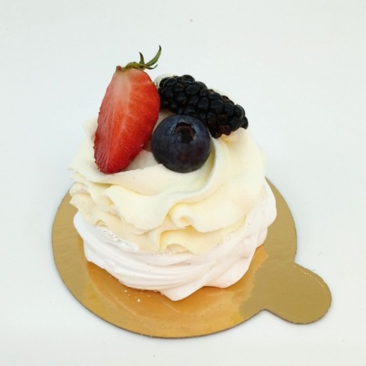 mini pavlova.jpg